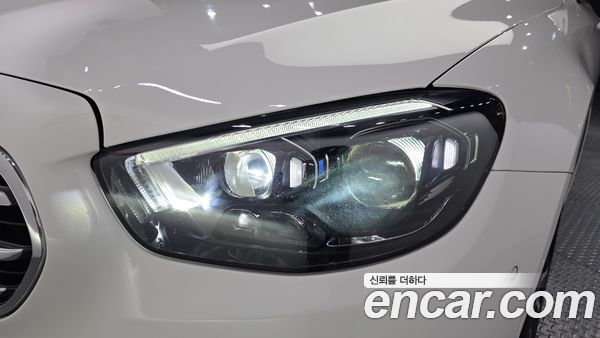 Mercedes-Benz E-Class 2021, фото 8
