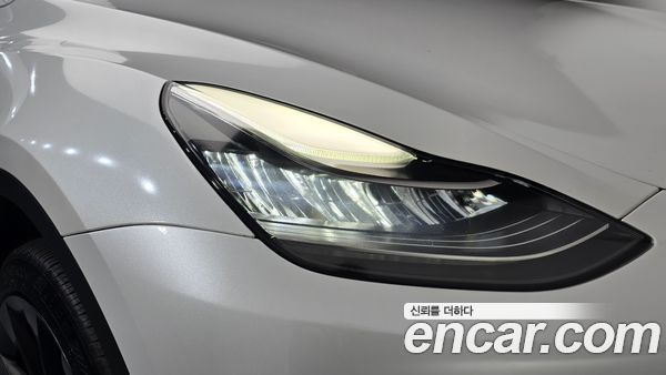 Tesla Model Y 2022, фото 7
