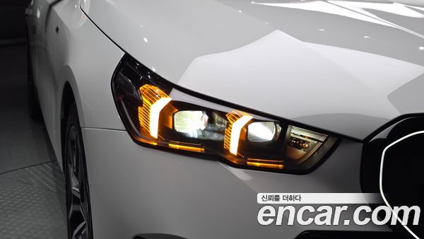 BMW 5 Series 2025, фото 7