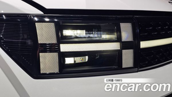 Hyundai Santa Fe 2025, фото 7