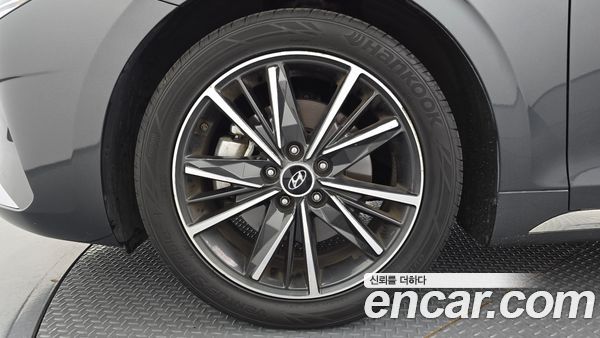 Hyundai Grandeur 2023, фото 5