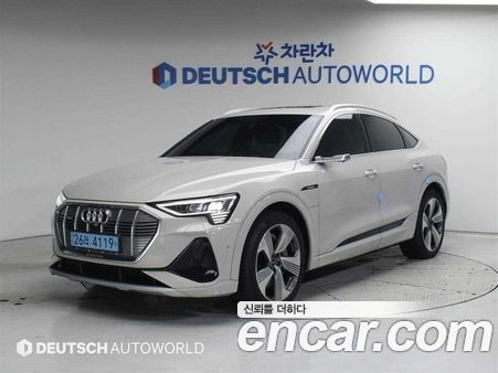 Audi e-tron 2022