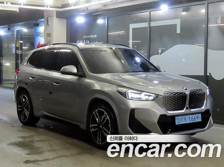 BMW iX1 2026