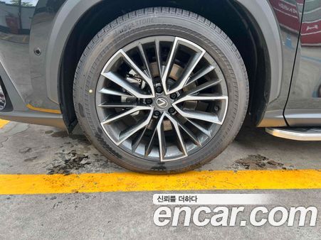Lexus NX 2025, фото 5