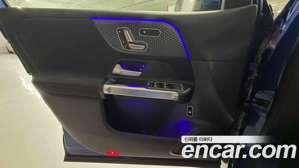 Mercedes-Benz GLB 2025, фото 12