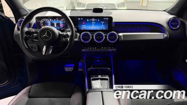 Mercedes-Benz GLB 2025, фото 13