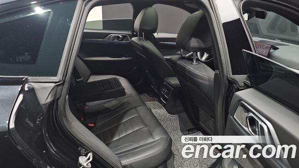 BMW i4 2024, фото 16