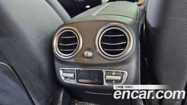 Mercedes-Benz E-Class 2021, фото 31