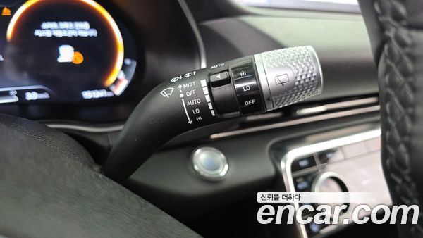 Genesis GV80 2021, фото 27