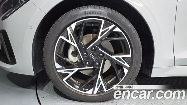 Kia K5 2025, фото 5