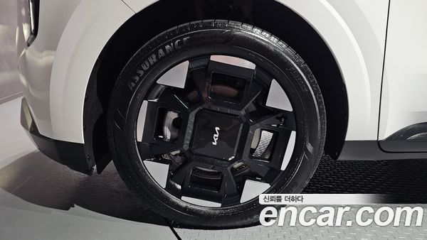Kia Carnival 2024, фото 5
