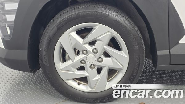 Hyundai Kona 2023, фото 5