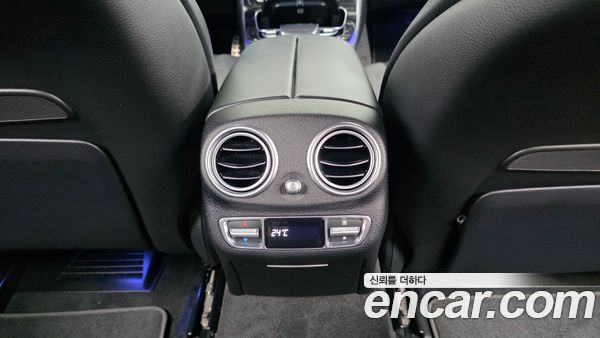Mercedes-Benz E-Class 2022, фото 31