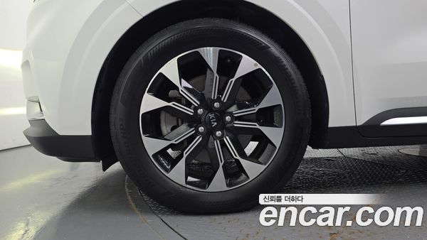 Kia Carnival 2021, фото 5