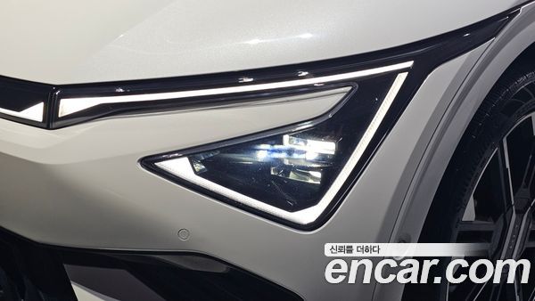 Kia EV6 2025, фото 8