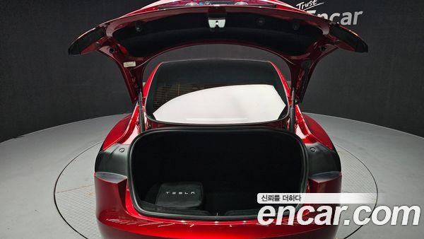 Tesla Model 3 2024, фото 25
