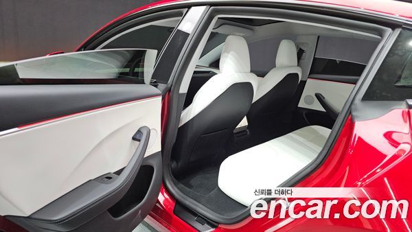 Tesla Model 3 2024, фото 15