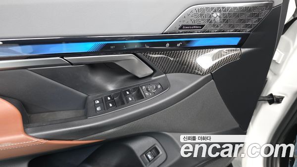 BMW i5 2024, фото 30