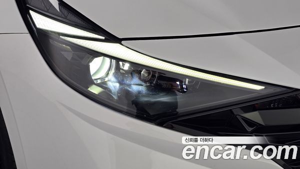 Hyundai Elantra 2022, фото 8