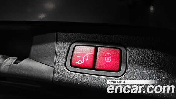 Mercedes-Benz GLB 2025, фото 31