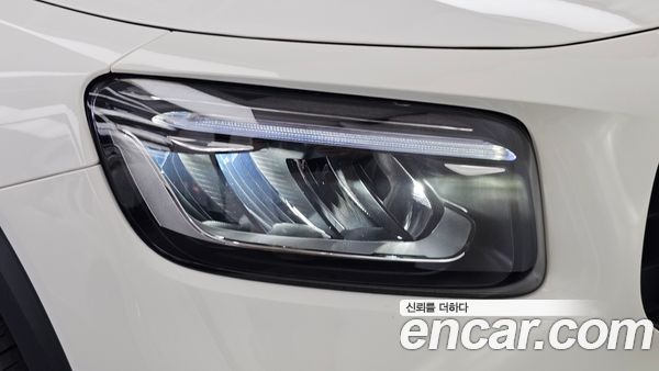 Mercedes-Benz GLB 2025, фото 8