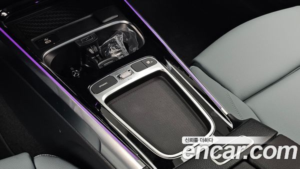 Mercedes-Benz GLB 2025, фото 31