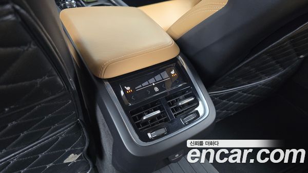 Volvo V60 2021, фото 31