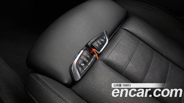BMW i4 2023, фото 31