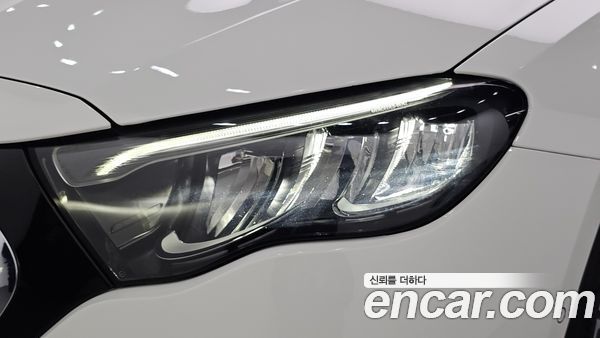 Mercedes-Benz E-Class 2025, фото 8