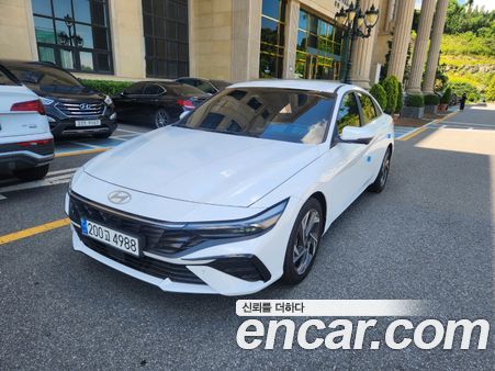 Hyundai Elantra 2024, фото 2