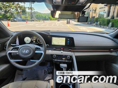 Hyundai Elantra 2024, фото 8