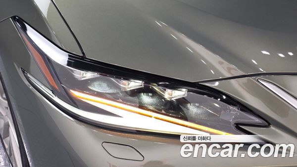 Lexus ES 2024, фото 8