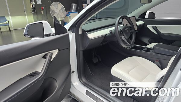 Tesla Model Y 2021, фото 13