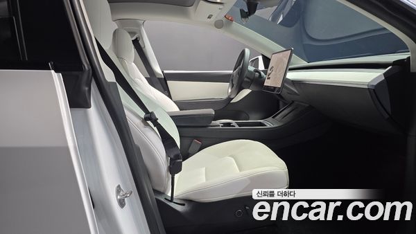 Tesla Model Y 2021, фото 16