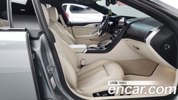 BMW 8 Series 2022, фото 16