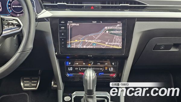 Volkswagen Arteon 2023, фото 24