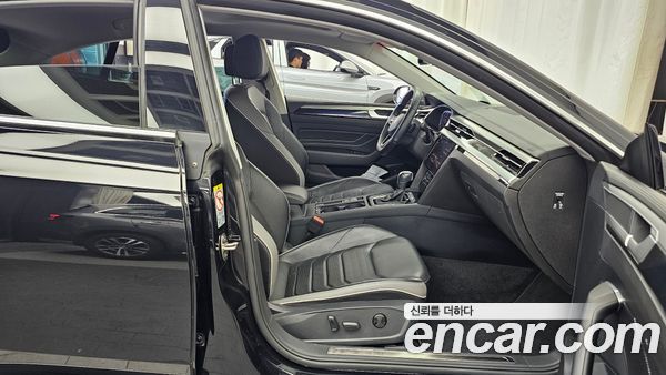 Volkswagen Arteon 2023, фото 16