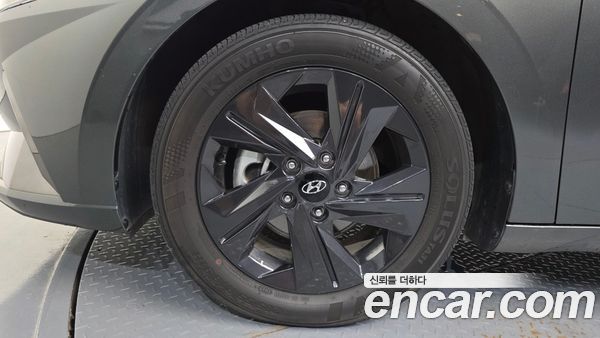 Hyundai Elantra 2021, фото 5
