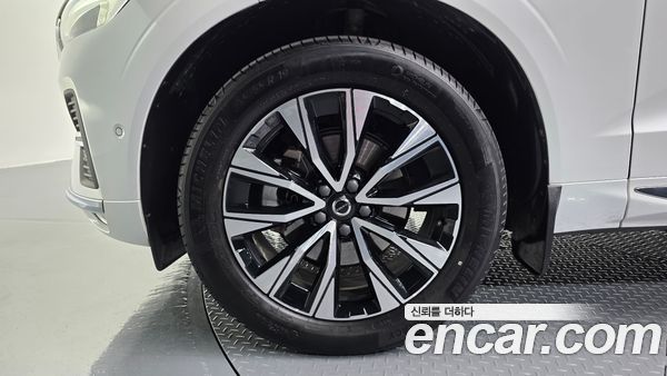 Volvo XC60 2024, фото 4