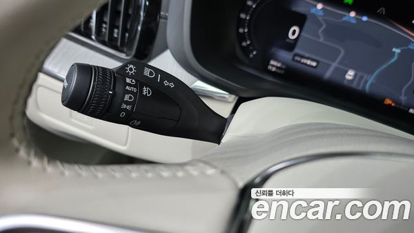 Volvo XC60 2024, фото 28