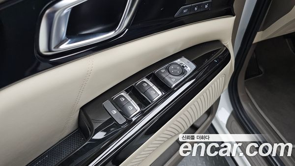 Kia Carnival 2023, фото 31