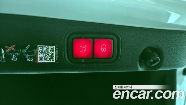 Mercedes-Benz E-Class 2023, фото 20