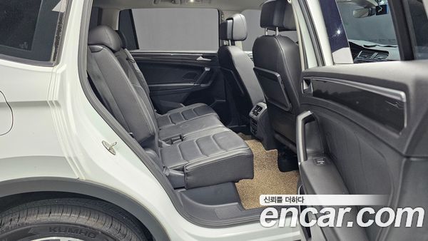 Volkswagen Tiguan 2020, фото 12