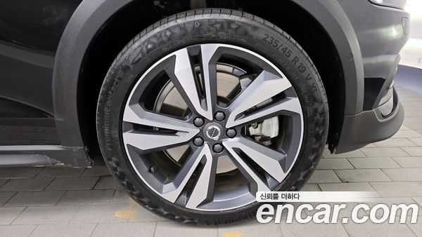 Volvo V60 2021, фото 5