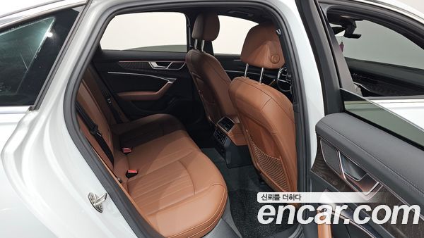 Audi A6 2023, фото 12