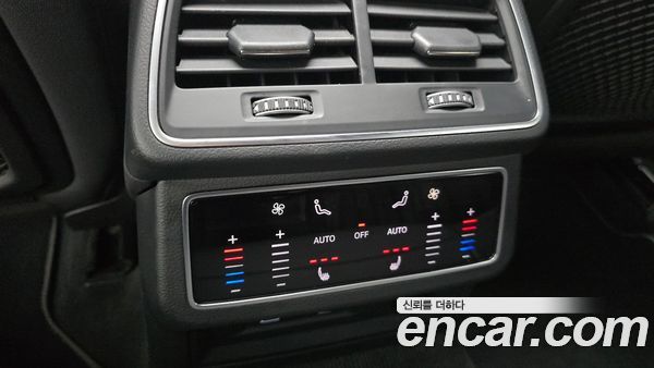 Audi A7 2021, фото 18