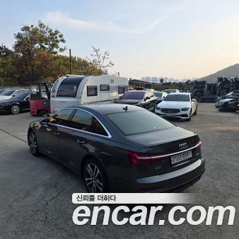 Audi A6 2021, фото 3