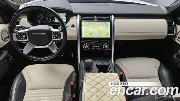 Land Rover Discovery 2022, фото 7