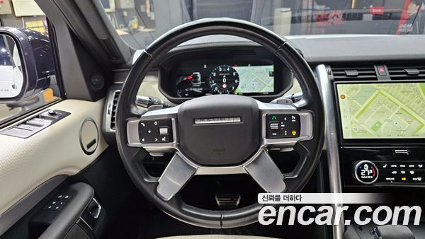 Land Rover Discovery 2022, фото 13