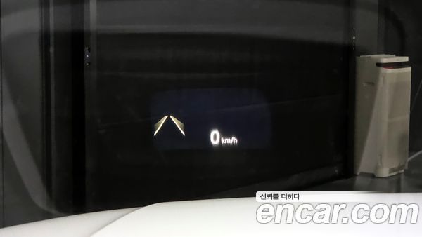 Land Rover Discovery 2022, фото 16